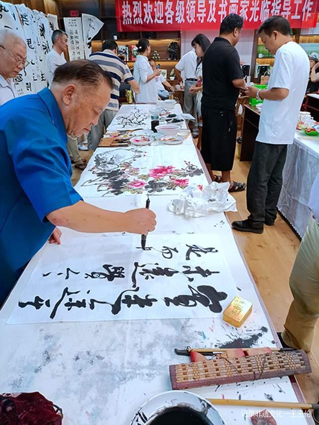 贵州知名书画家共同打造“中国风画廊”
