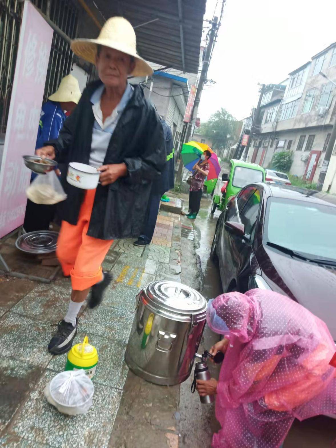 雄安新区容城爱心粥店2022年8月14日(农历七月十七)粥讯