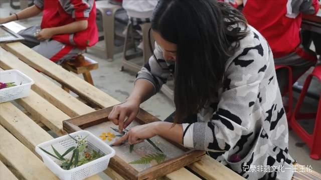 身临非遗，手牵曼洞非遗课堂——古法造纸制作技艺