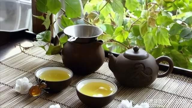 茶叶被誉为“世界三大饮料之一”，是人类的“精神保健剂”