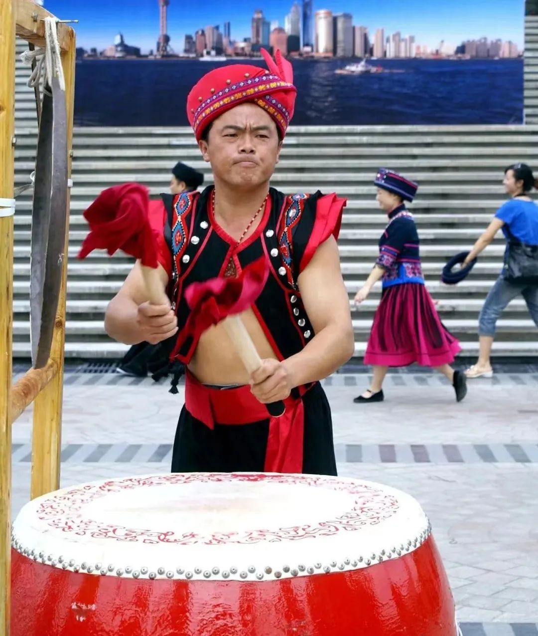 2022“中国非遗年度人物”推选宣传活动30进10网络投票开始啦!