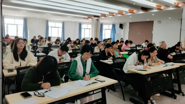 青年教师展风采，深耕教学竞芬芳——武穴市实验二小教联体开展青年教师课堂教学展示活动