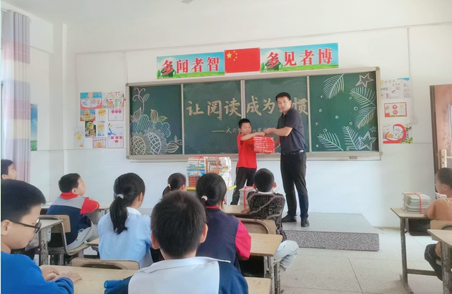校园里 风景这边“读”好——武穴市第六实验小学雨山校区让书香点缀童年！