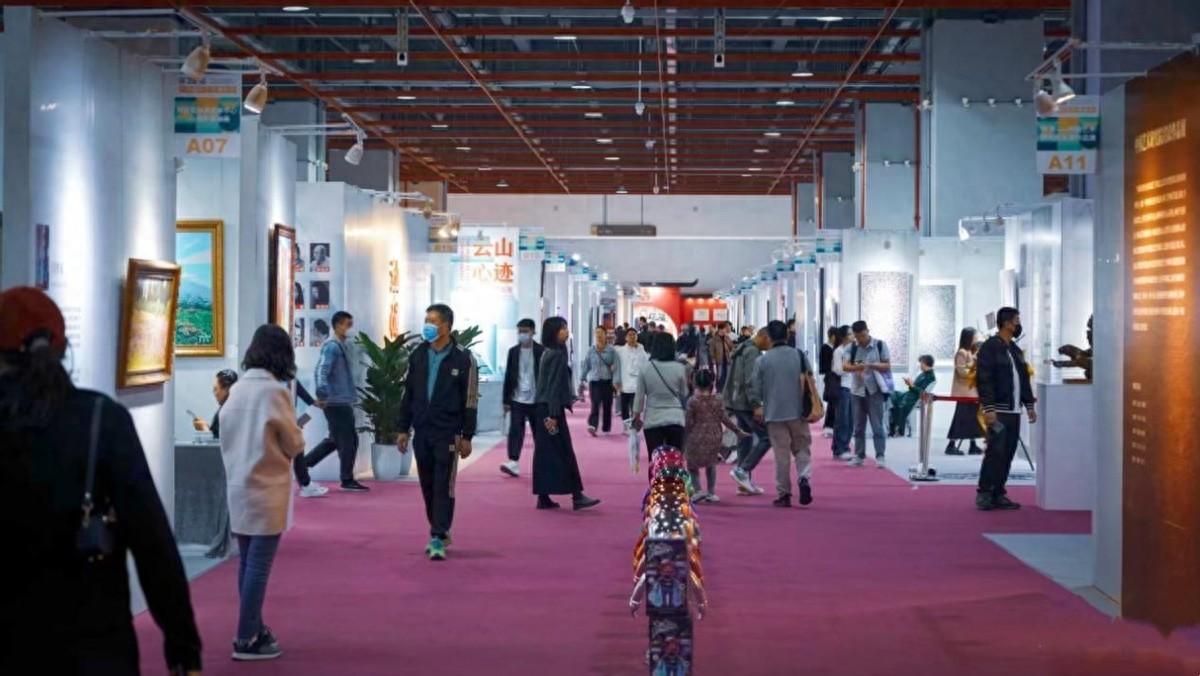 第28届广州国际艺术博览会举行 曾镇溪钟馗系列国画作品亮相