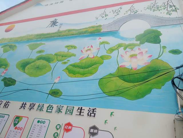 武穴市梅川镇：“木工”卢野墙绘作品惊艳大江南北