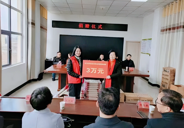 【专题报道】湖北武穴市慈善会:慈善升温,让大爱之花开遍港城大地!