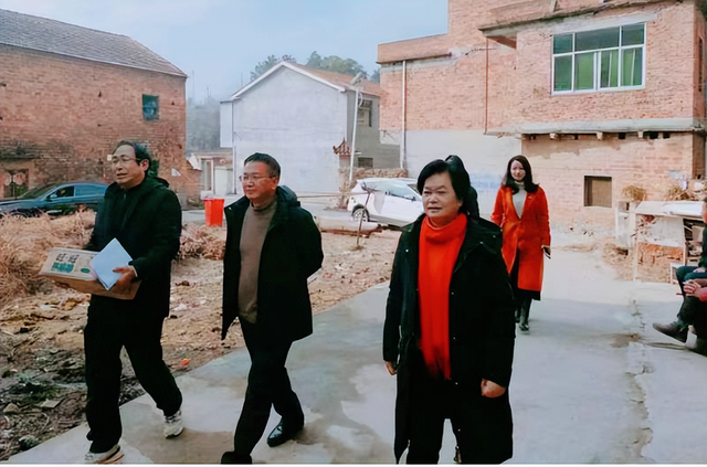 【专题报道】湖北武穴市慈善会:慈善升温,让大爱之花开遍港城大地!