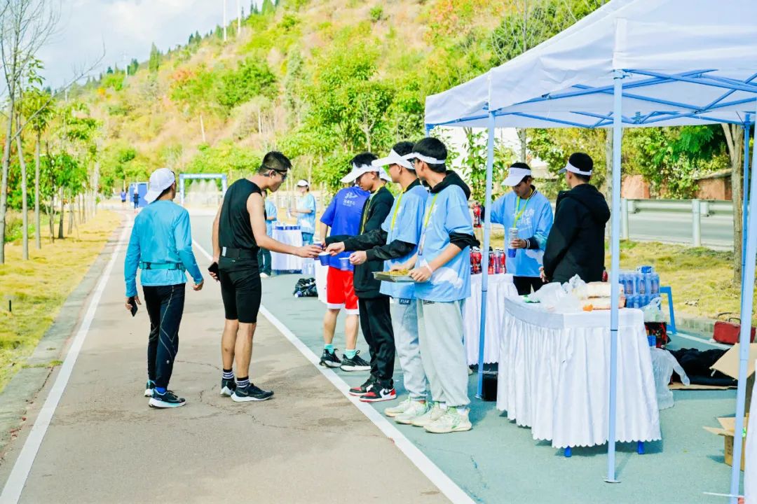 石屏异龙湖美丽乡村马拉松完美收官 资源优势赋能产业堪称典范