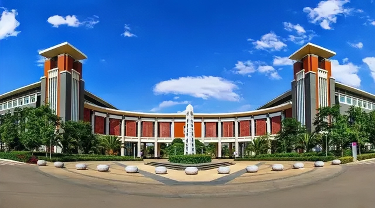 计毅彪生活记忆随笔:难忘骆小所老师