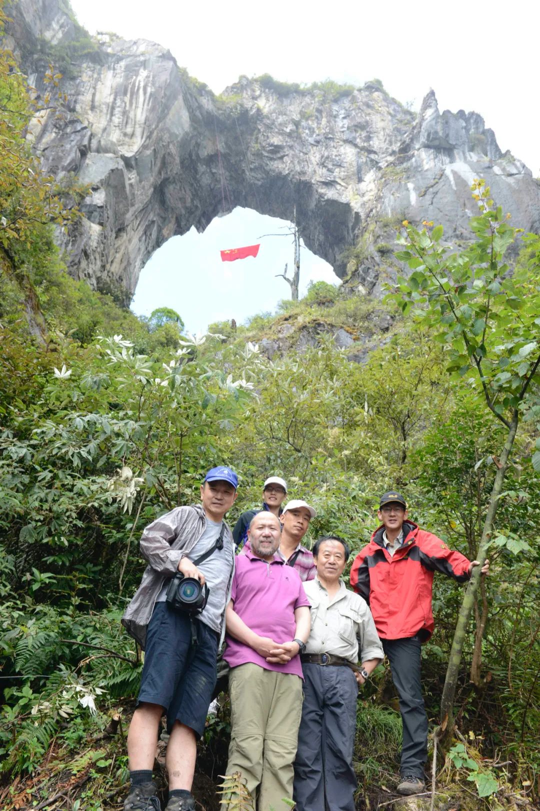 怒江石月亮:云南首条登山步道