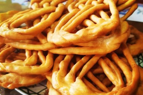 寻味奔子栏：以面为壤，以舞为魂，种一棵吉祥的树